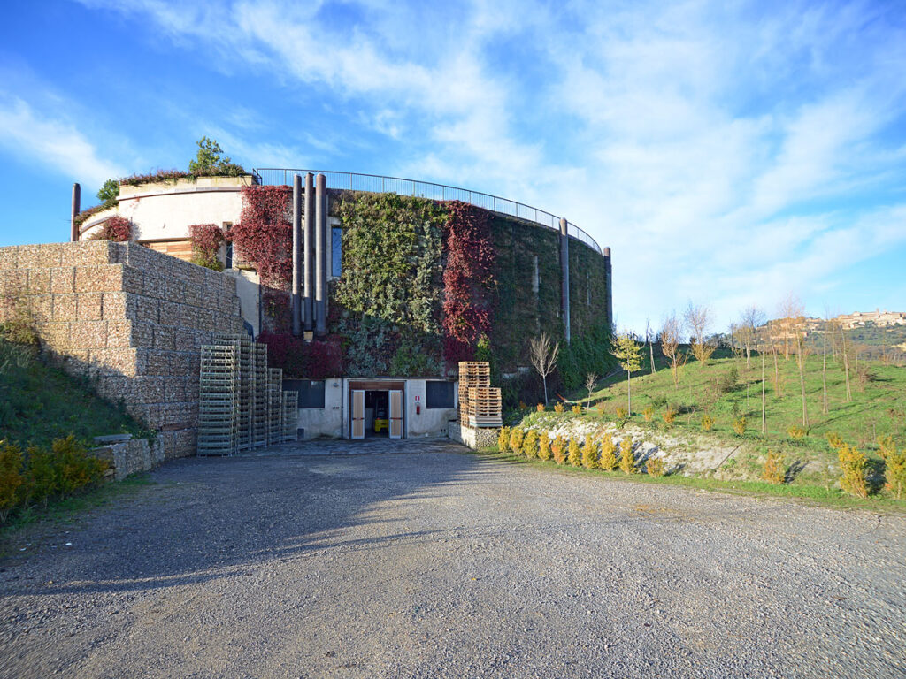 Gabbie in rete metallica di pietra naturale - Cantina Salcheto di Montepulciano - Quba Stone Bellamoli